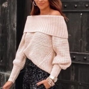 NWT Express Chunky Knit Off th Shoulder Balloon Sleeve Sweater